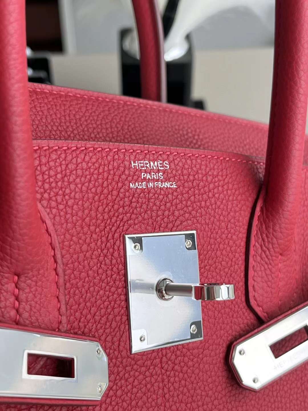 Hongkong HM B30 Togo Red Color