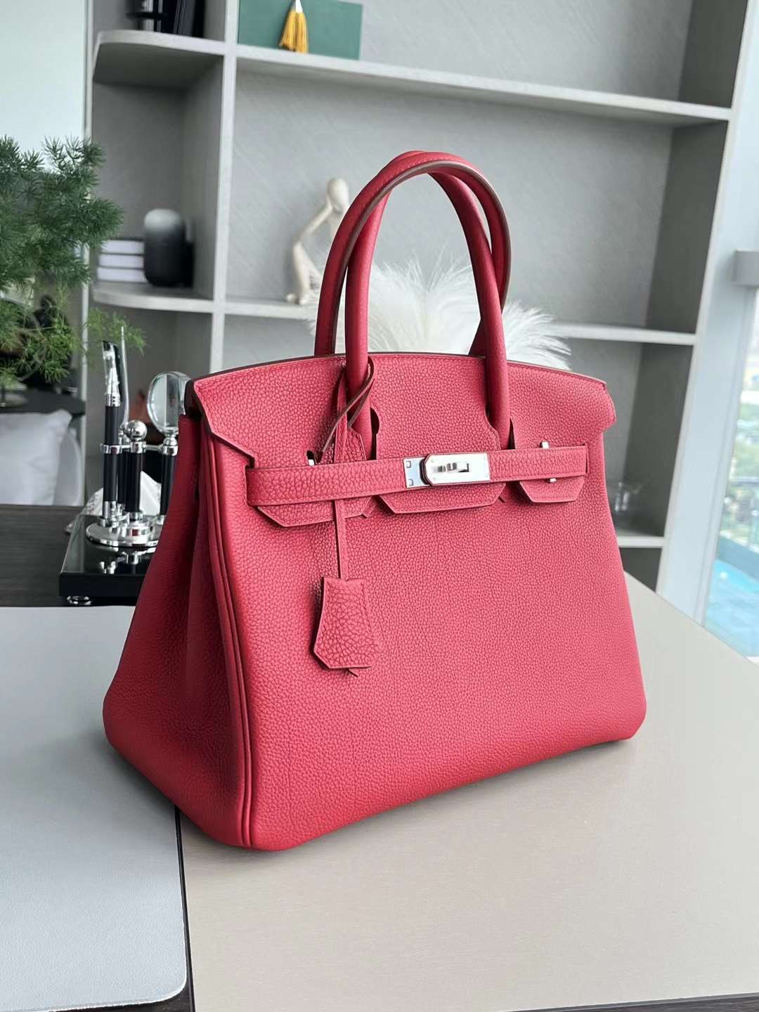 Hongkong HM B30 Togo Red Color