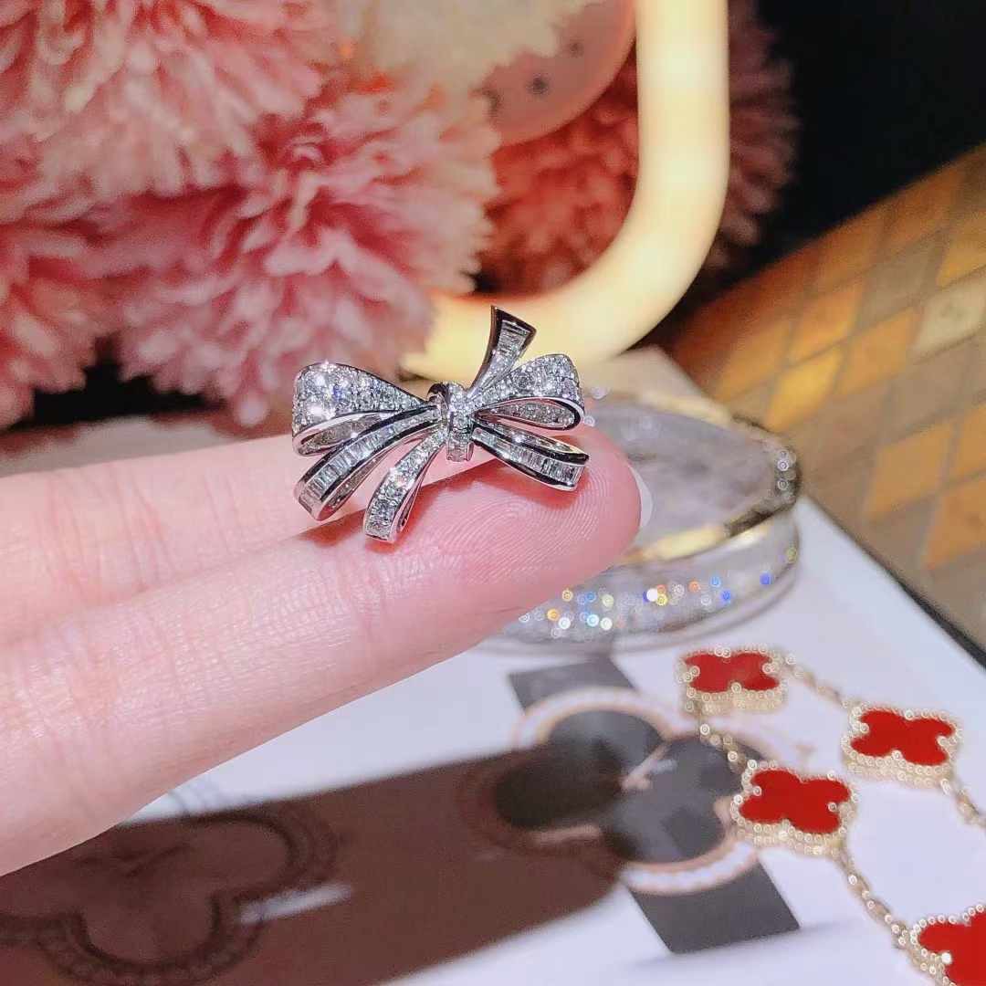 Tilda's Bow Double Knot Diamond Ring