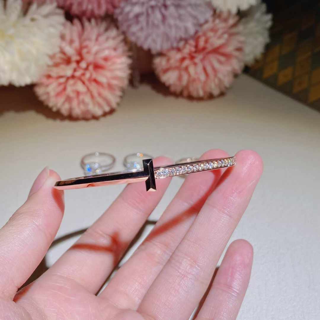 T1 Narrow Diamond Hinged Bangle