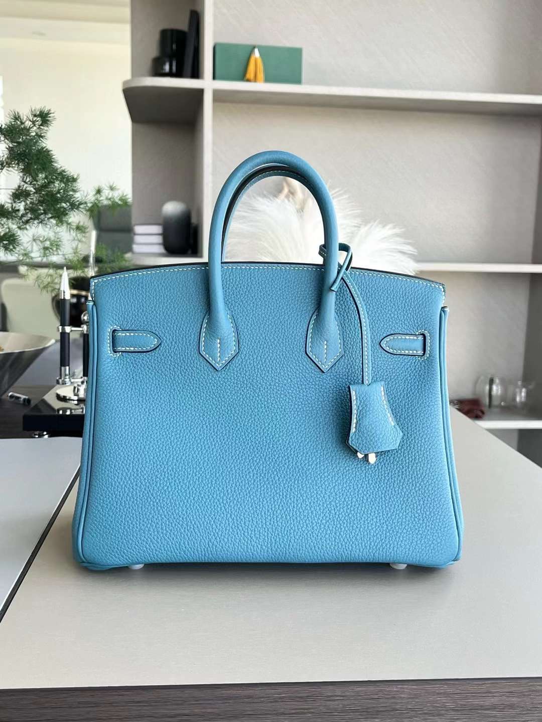 Dubai HM B25 Blue Jean D2 新牛仔蓝togo 银扣