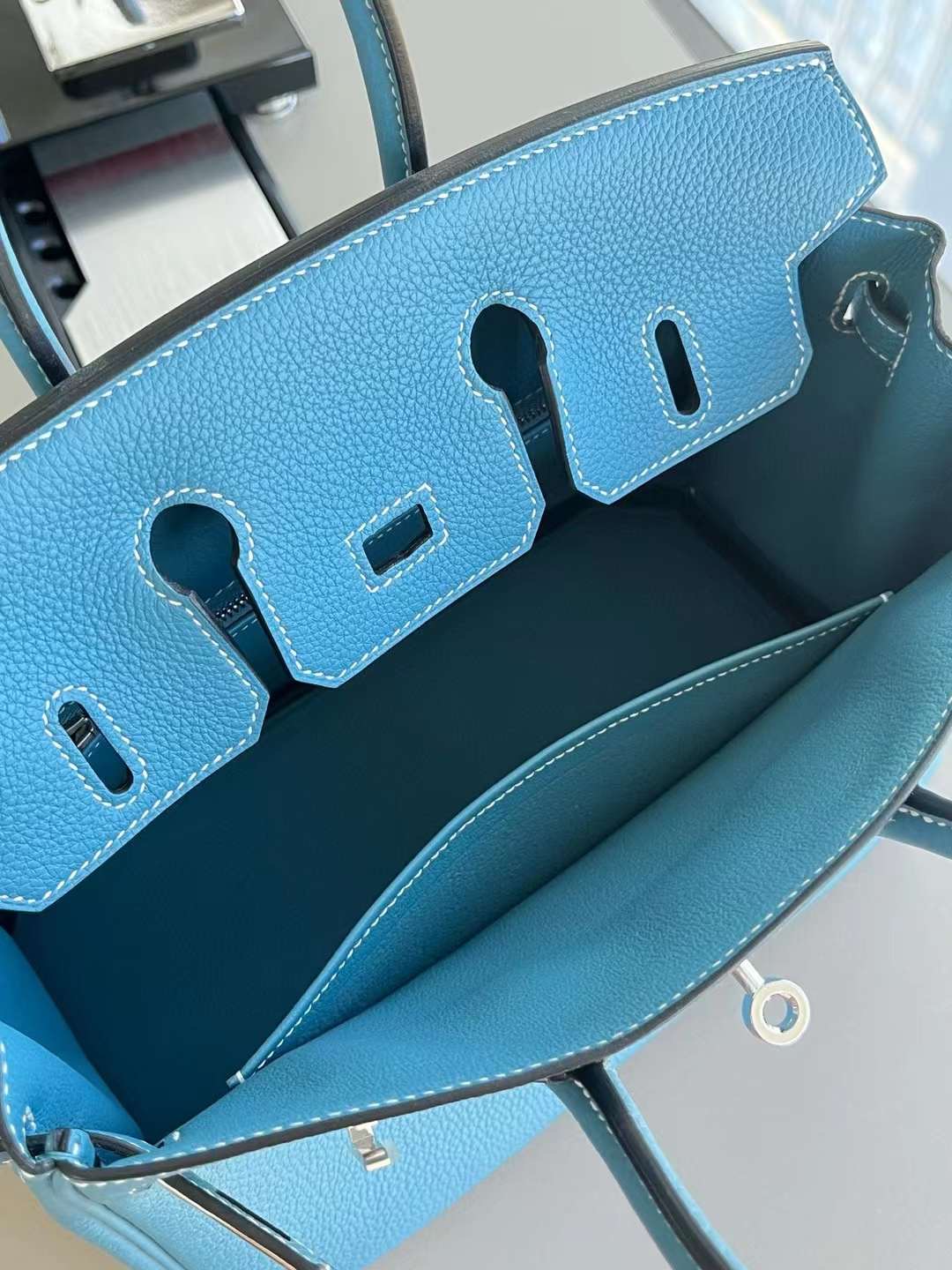 Dubai HM B25 Blue Jean D2 新牛仔蓝togo 银扣