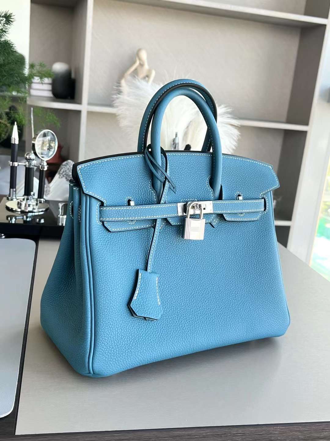 Dubai HM B25 Blue Jean D2 新牛仔蓝togo 银扣
