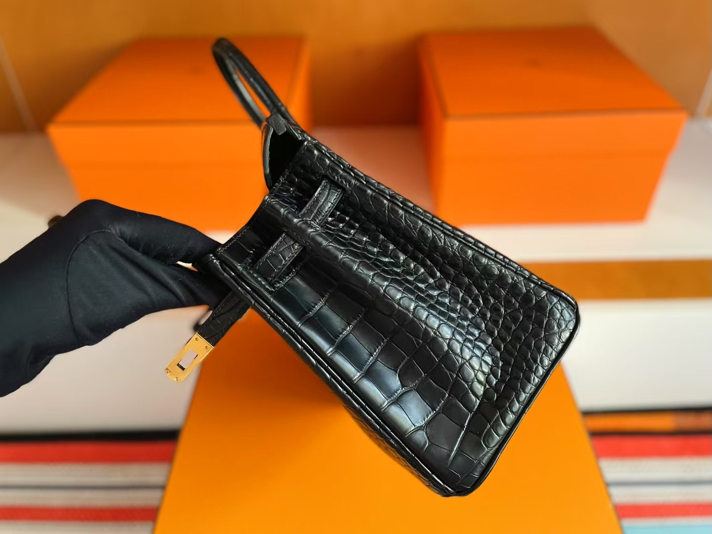 BK25 Crocodile Aligator Matte CK89 Noir