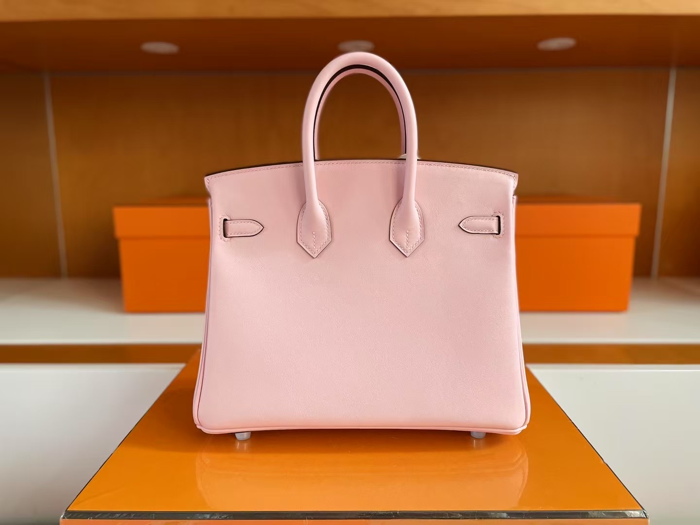 B25 Swift 3Q Sakura Pink Phw