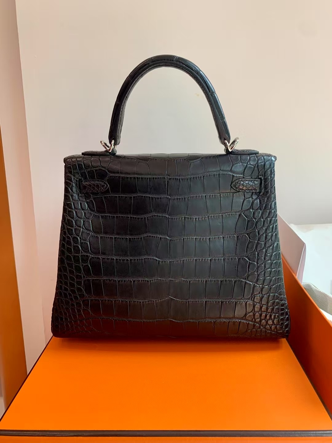 K25 Crocodile Matte C89 Noir