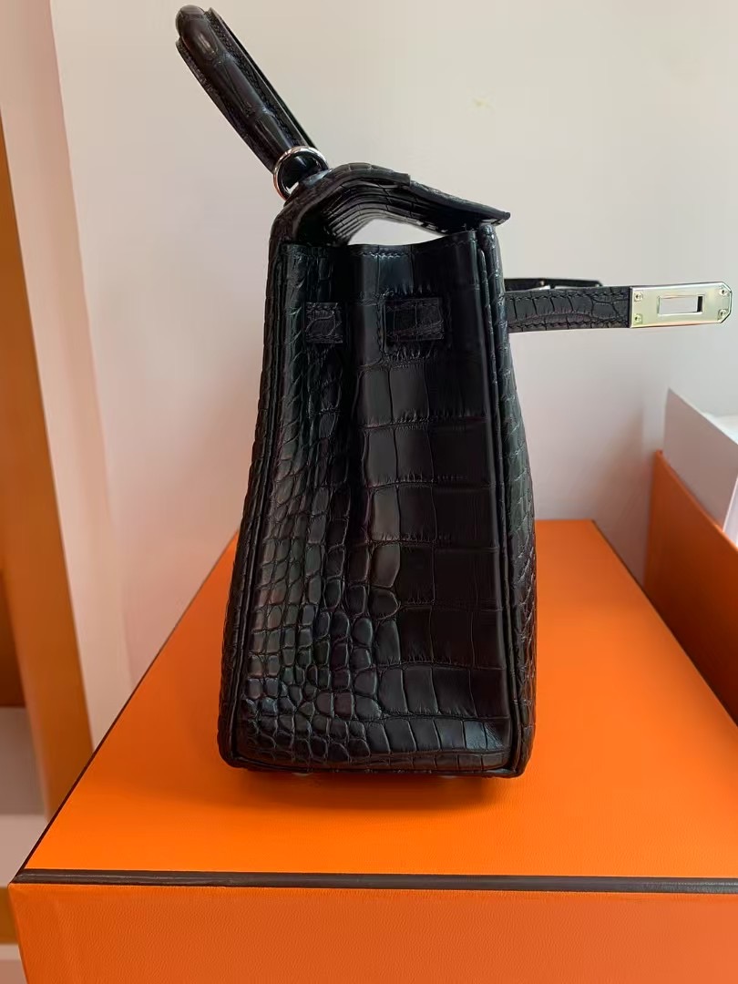 K25 Crocodile Matte C89 Noir