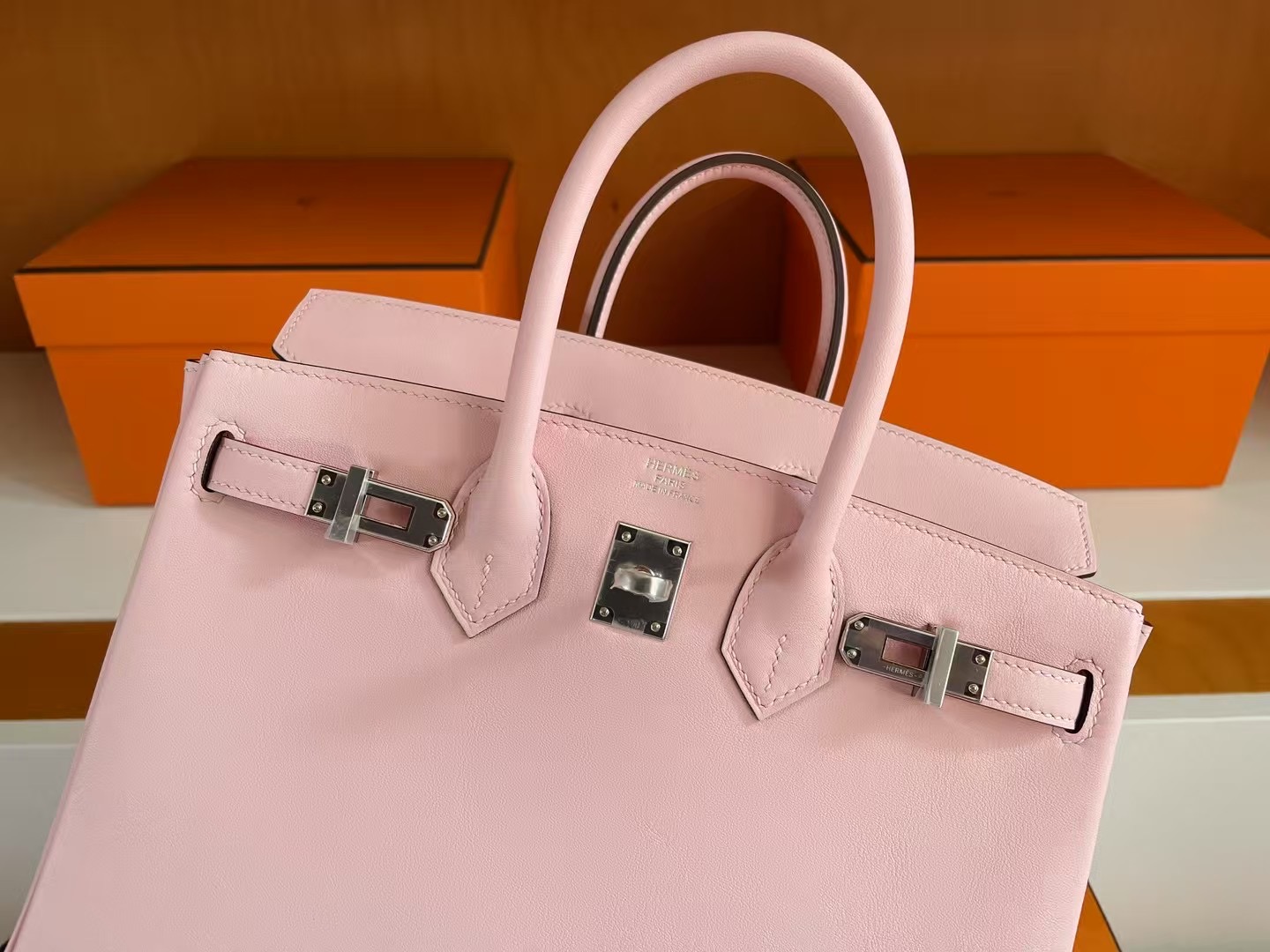 B25 Swift 3Q Sakura Pink Phw
