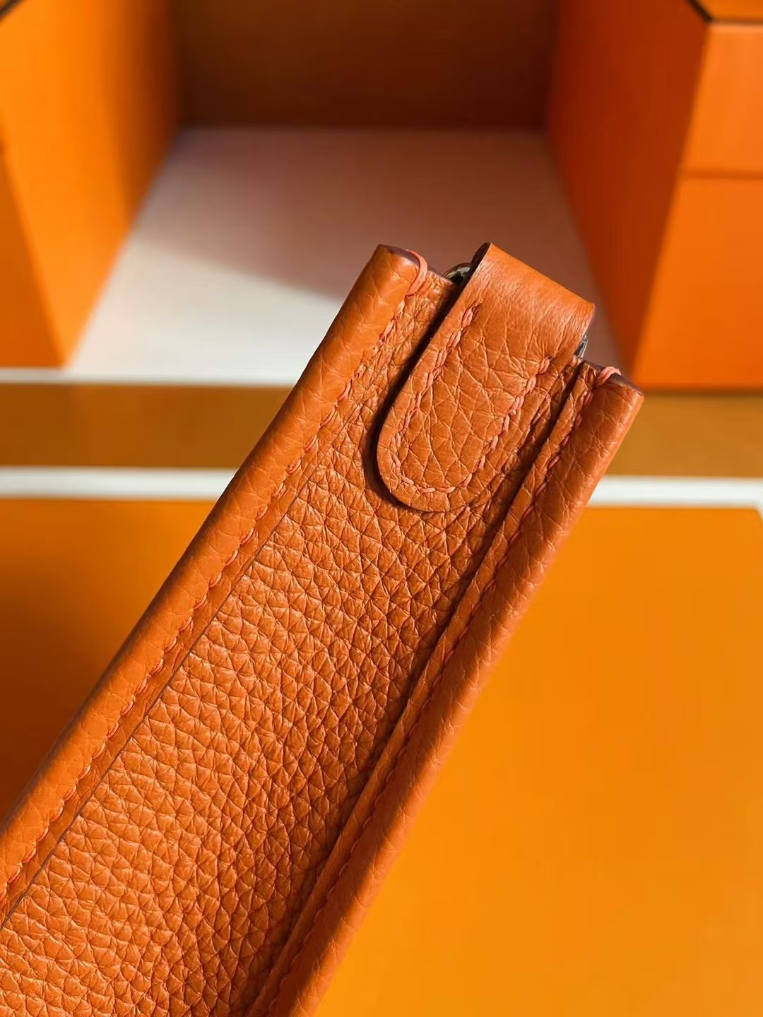 Mini Evelyn Orange color