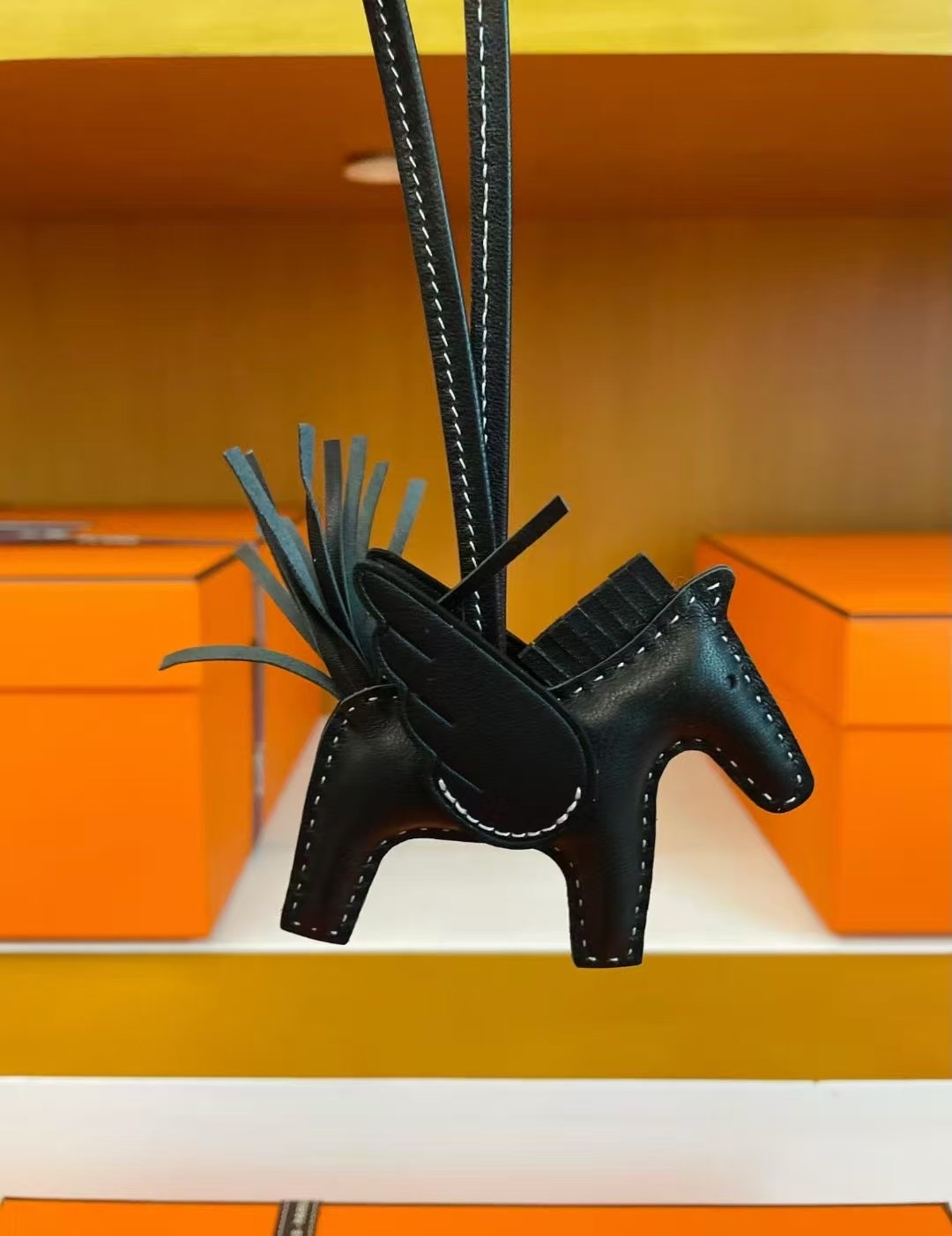 Hmes pony charm