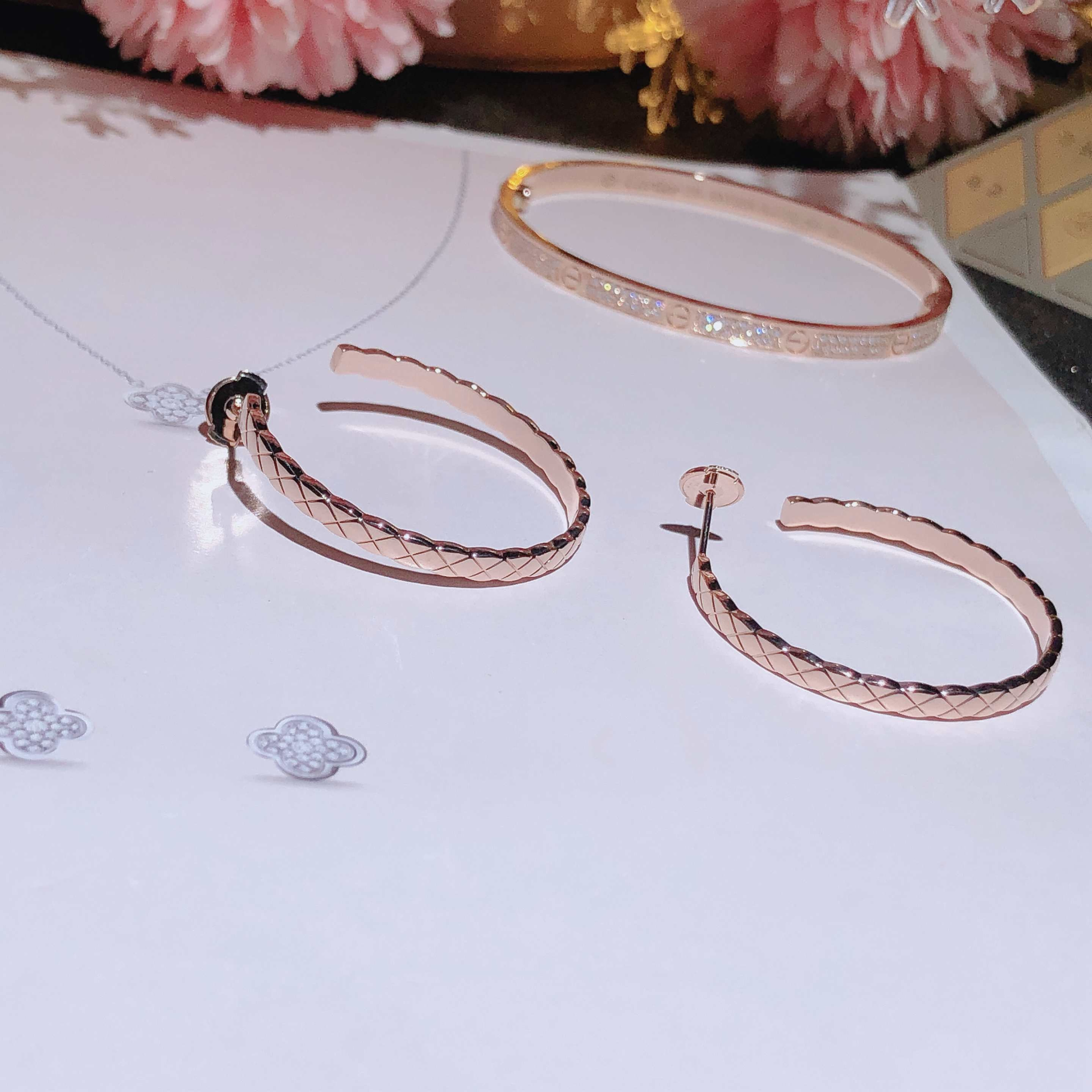 Coco earring 18k gold