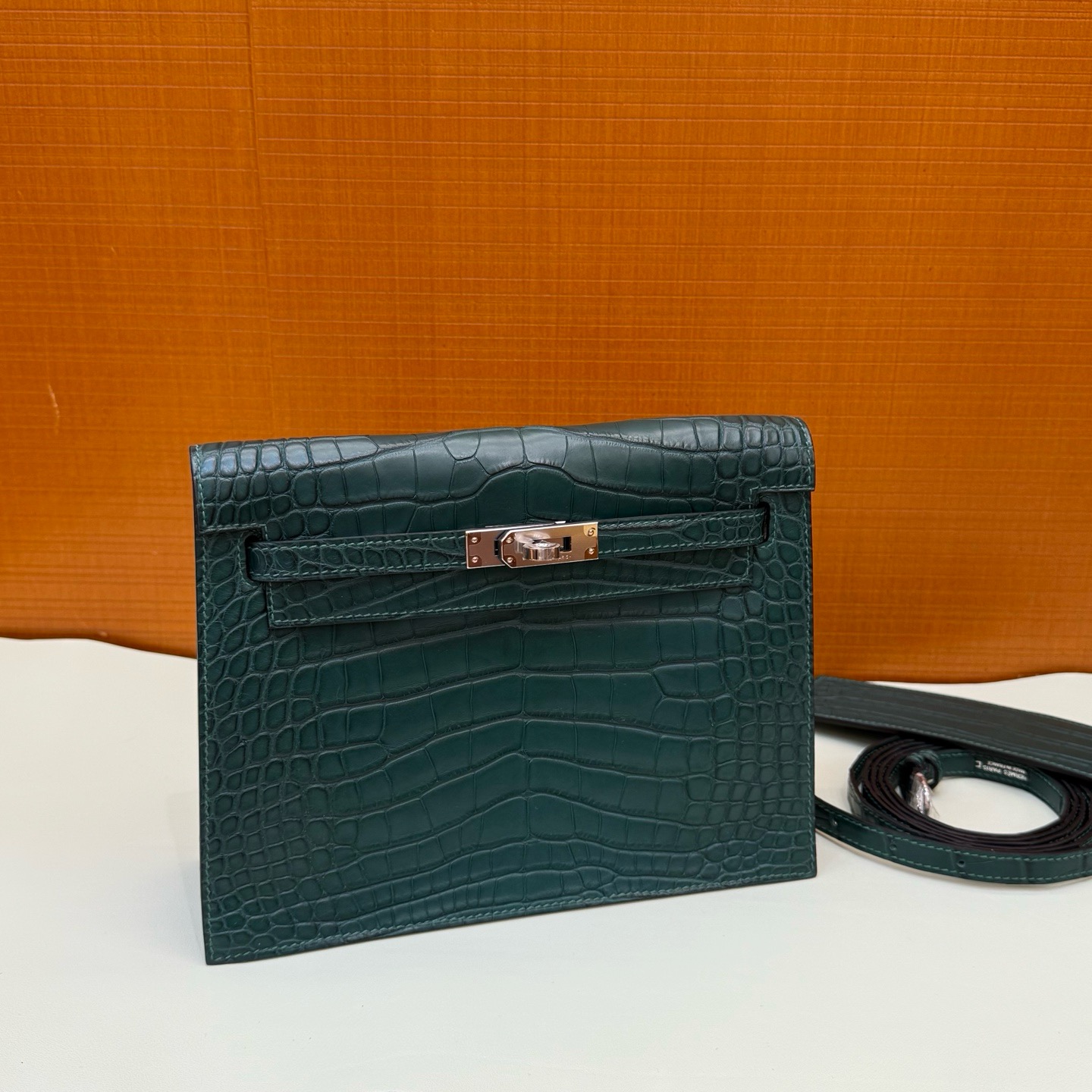 KL Danse 22cm Matte Crocodile 6O Vert Cypress