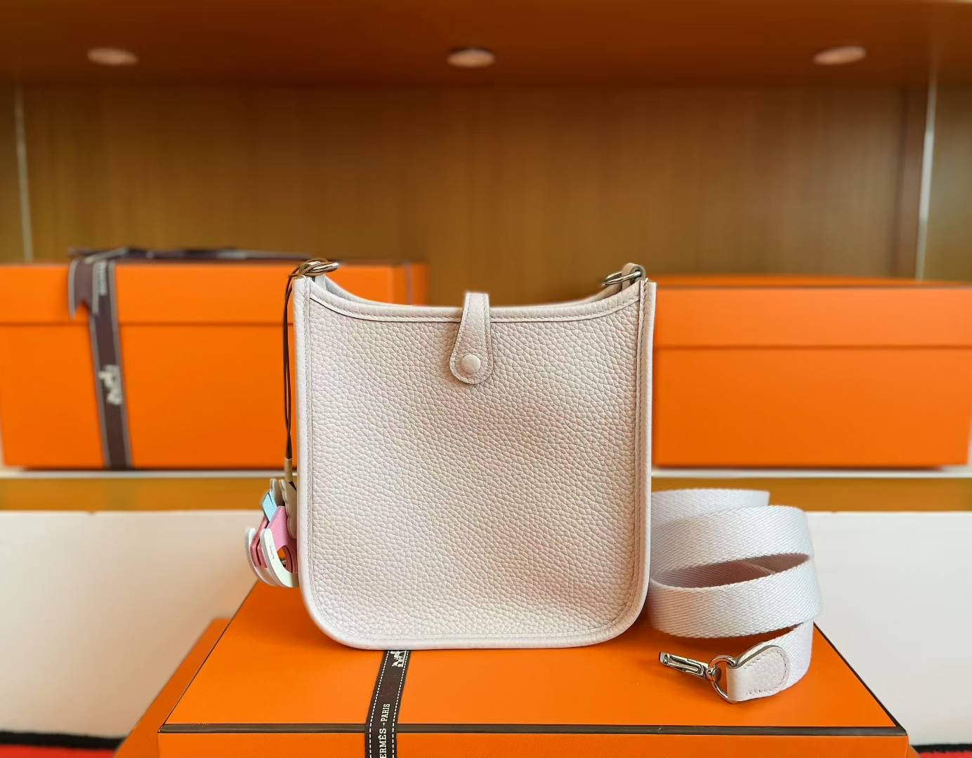 Evelyn bag