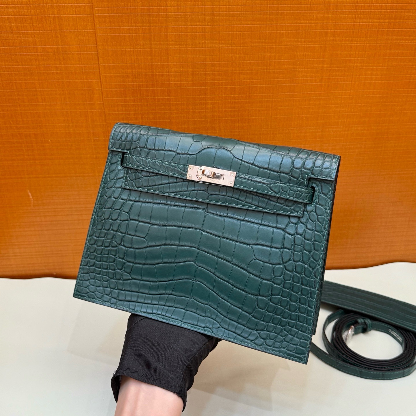 KL Danse 22cm Matte Crocodile 6O Vert Cypress