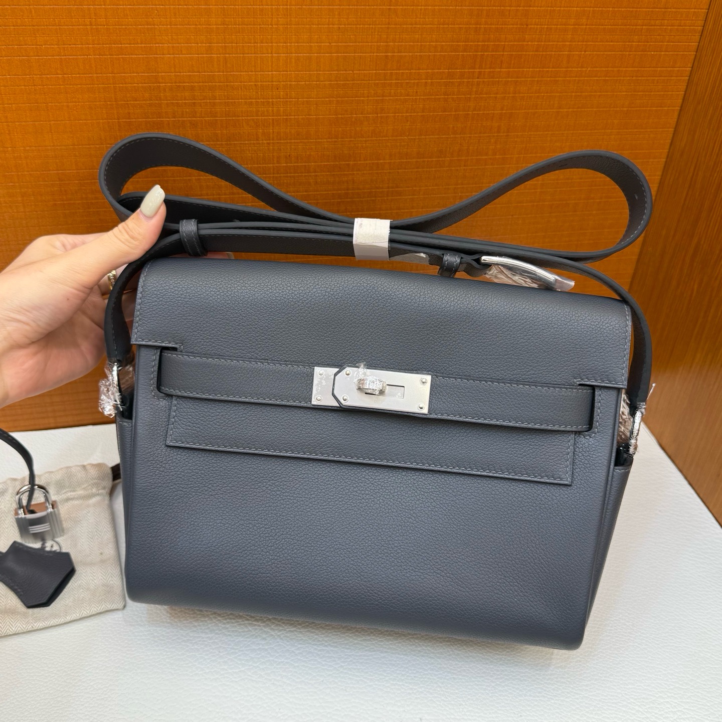 KL Messenger Evercolor H0 Gris Misty