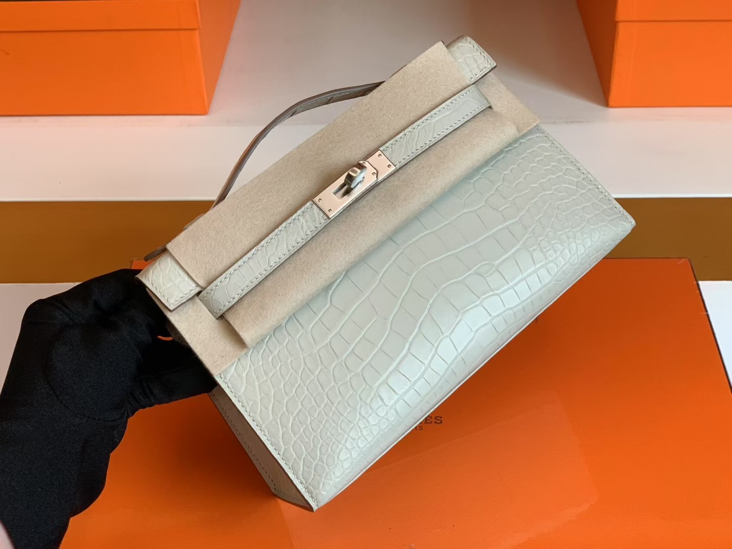 Mini Pochette Matte Crocodile 8L Beton