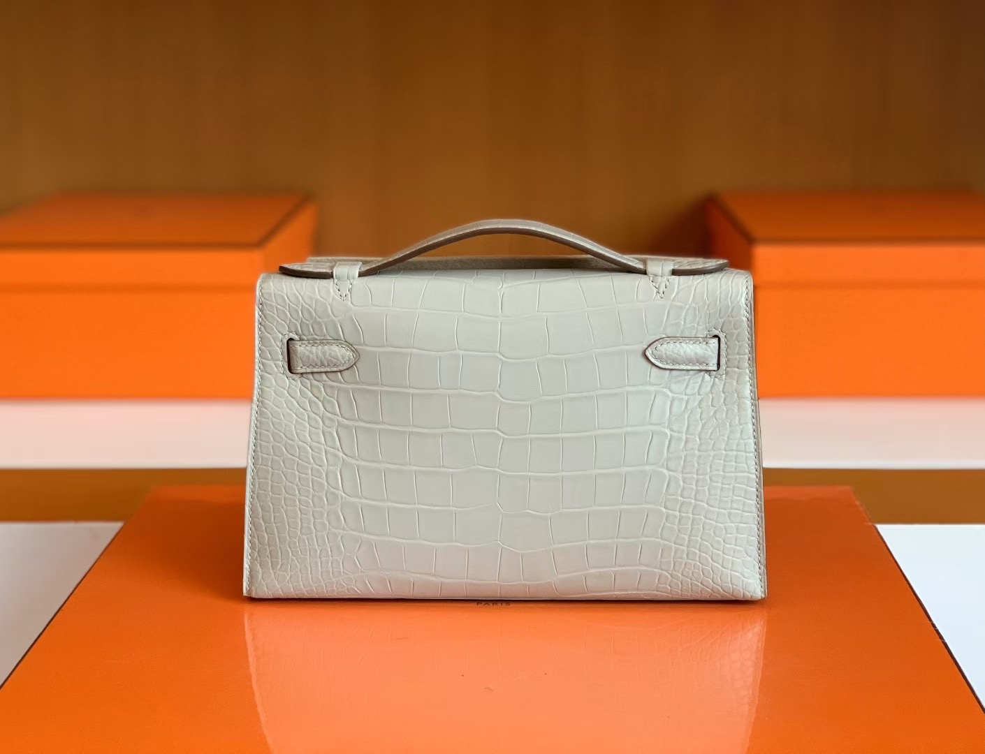 Mini Pochette Matte Crocodile 8L Beton