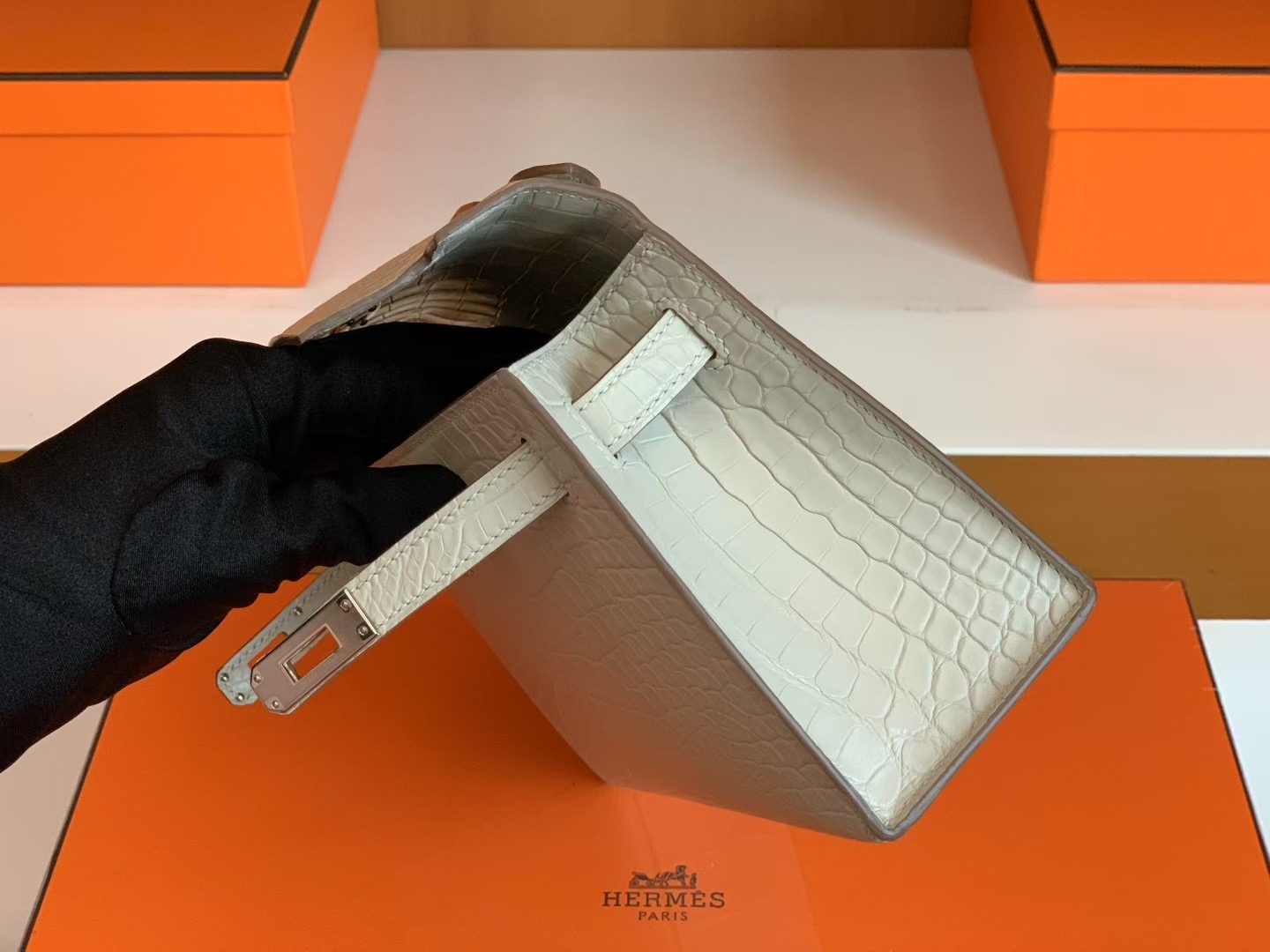Mini Pochette Matte Crocodile 8L Beton
