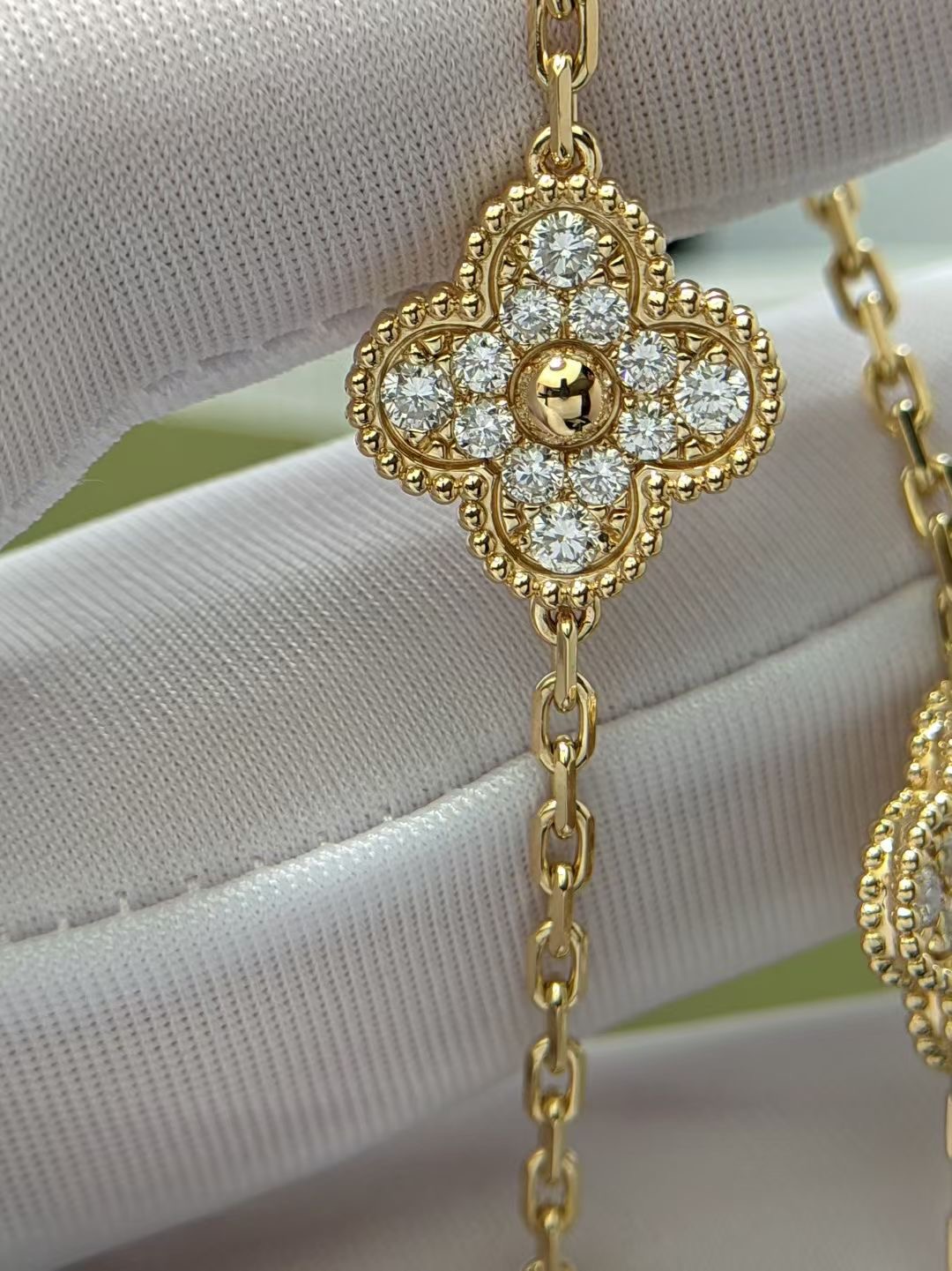 VCA Necklace 10 Motif Full Diamond