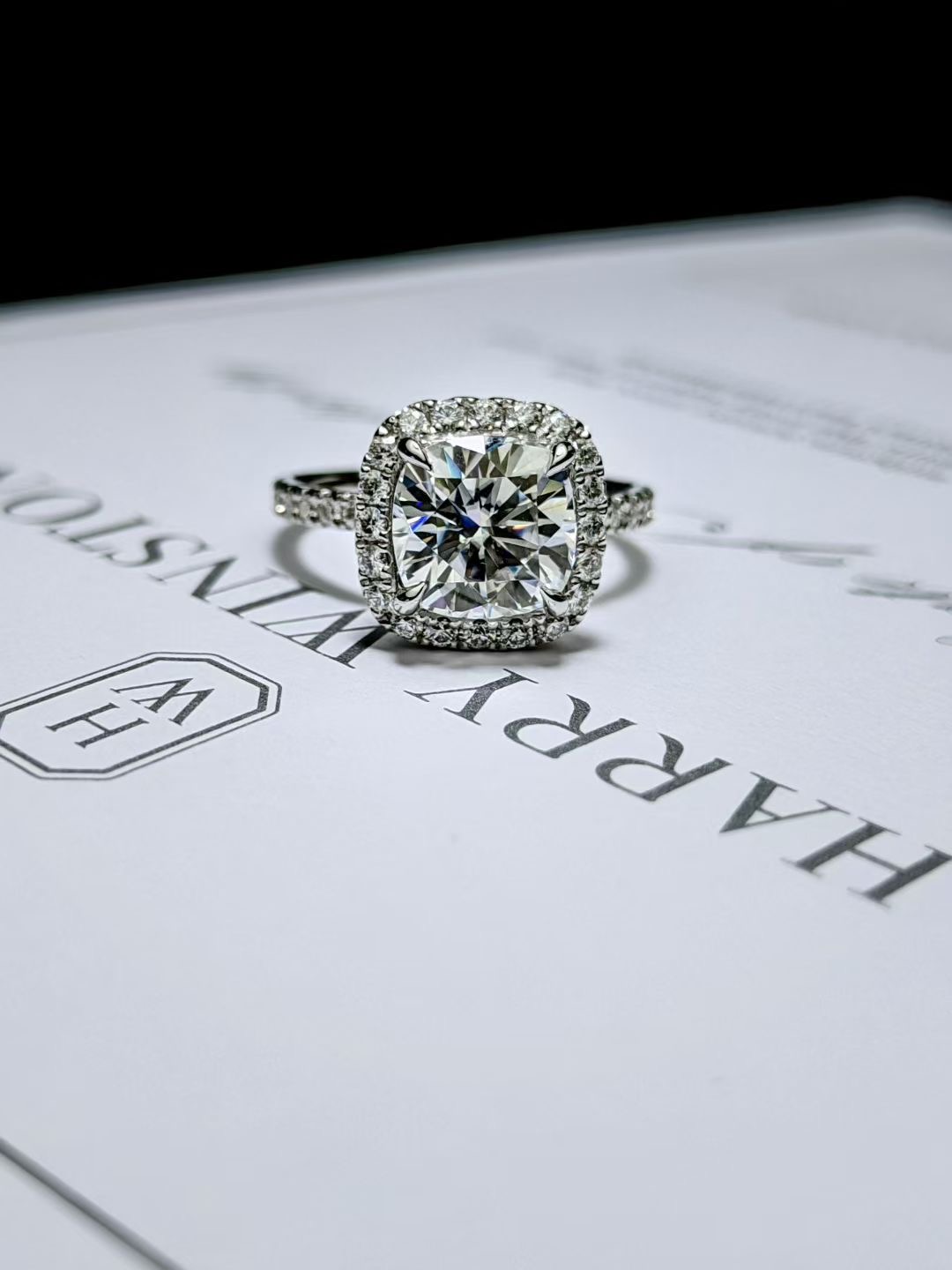 Harry winston diamond ring