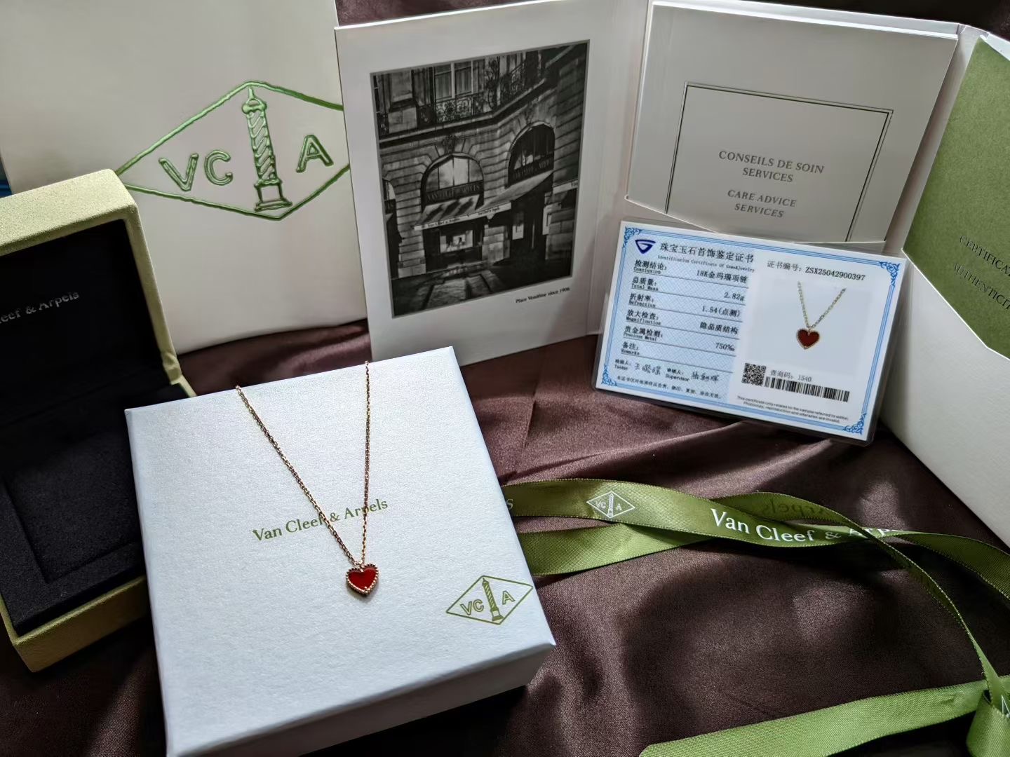 VCA necklace