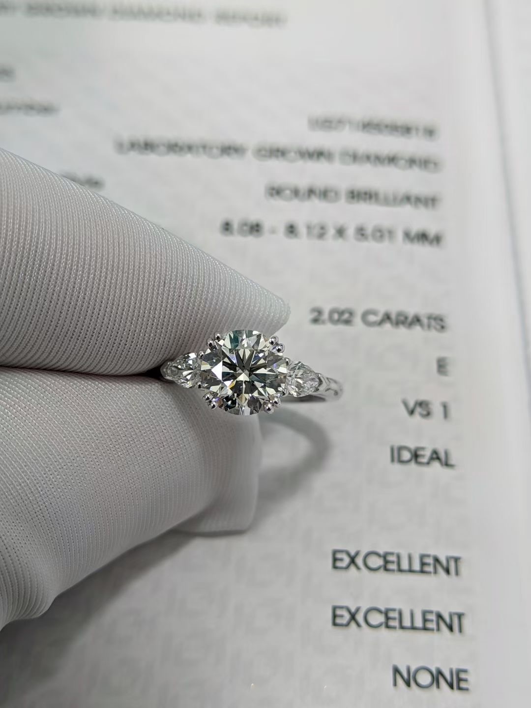Tiffany Ring Diamond 2 carats