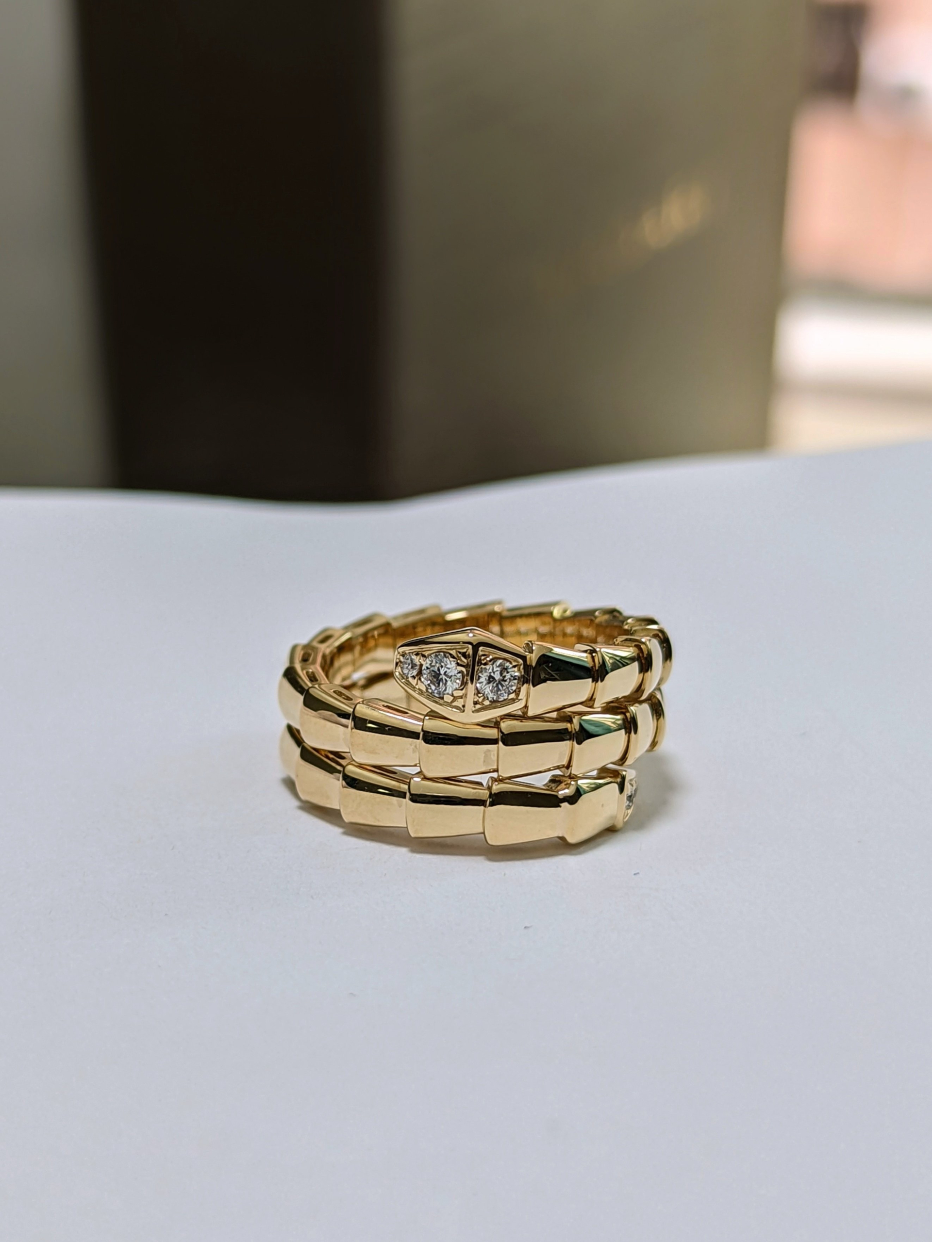 Bvlgari set bracelet and ring, earring