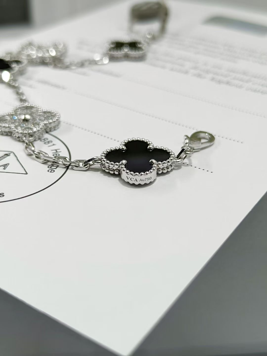 VCA 5 motif bracelet with diamond