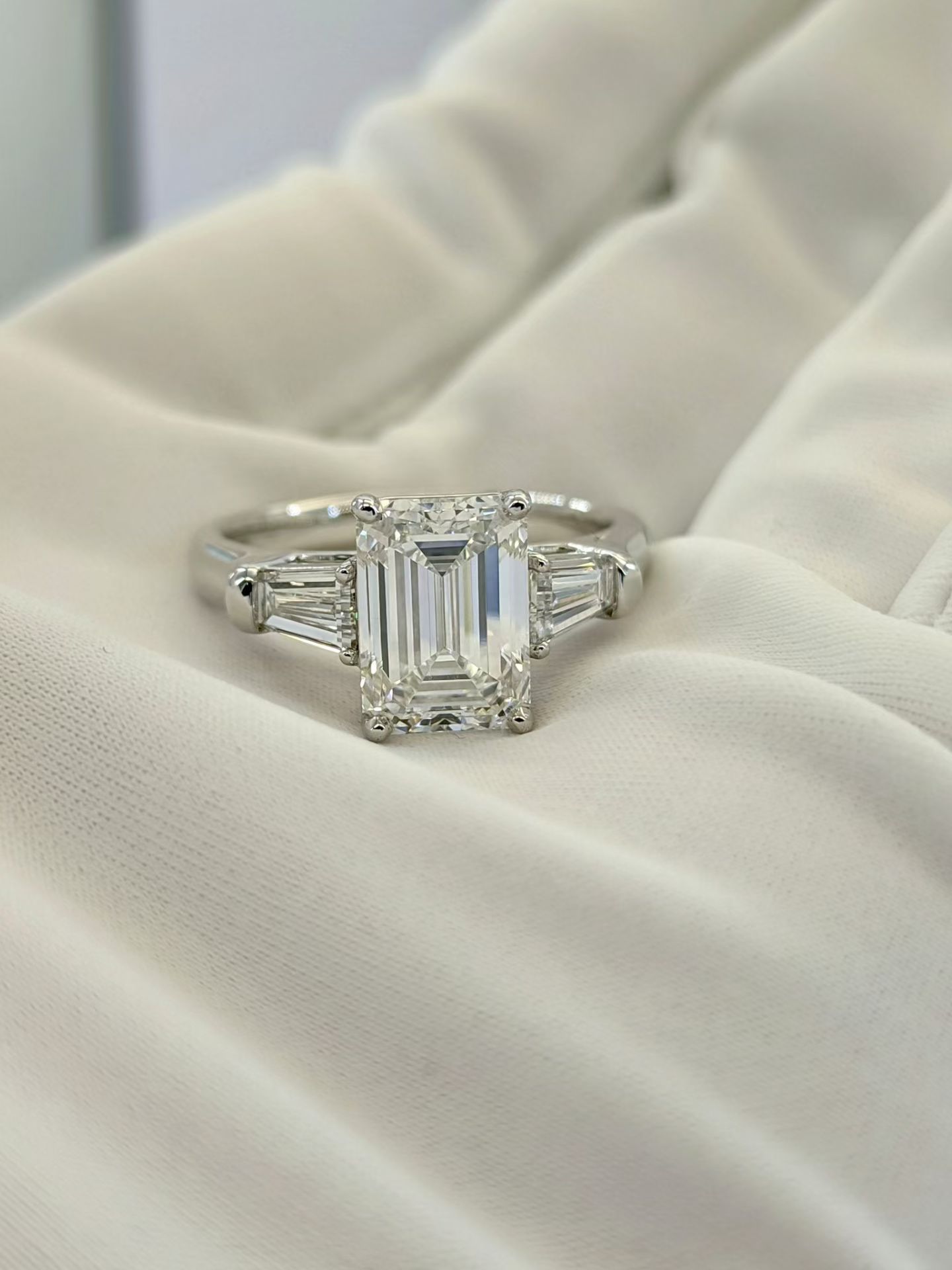 Diamond ring