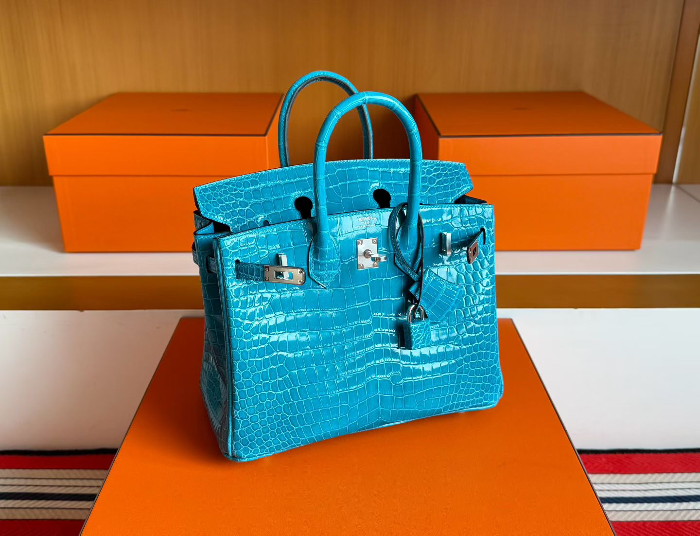 B25 Crocodile 7W Blue Izmir