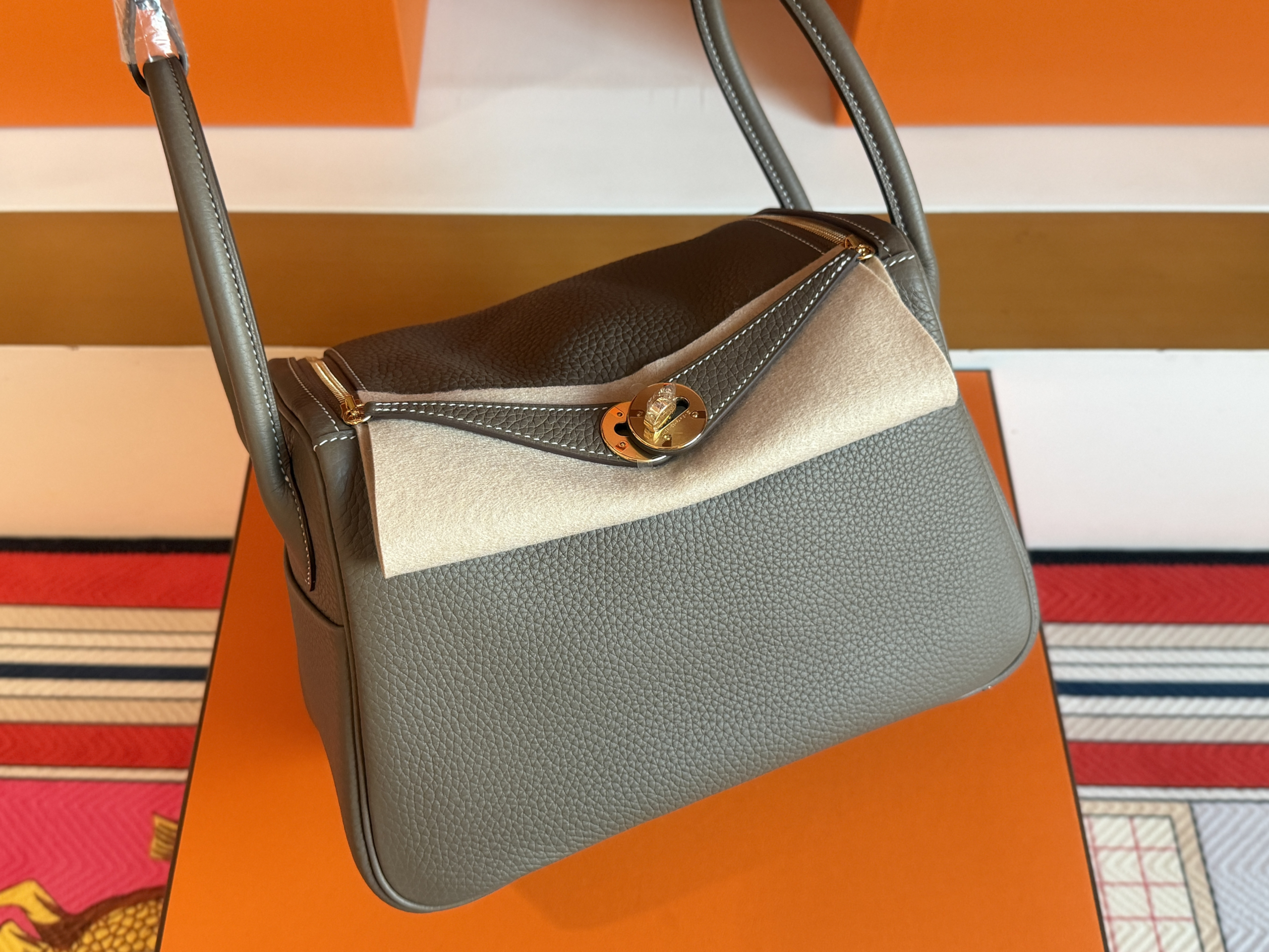 LD 26 Etoupe