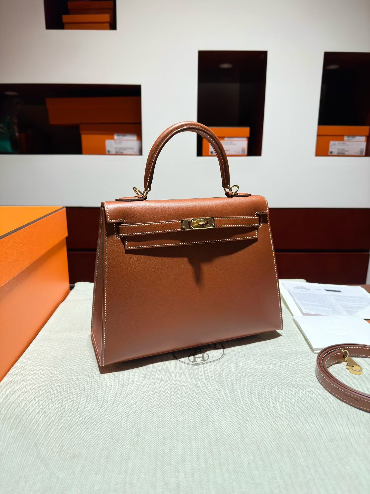 HM K25 Barenia