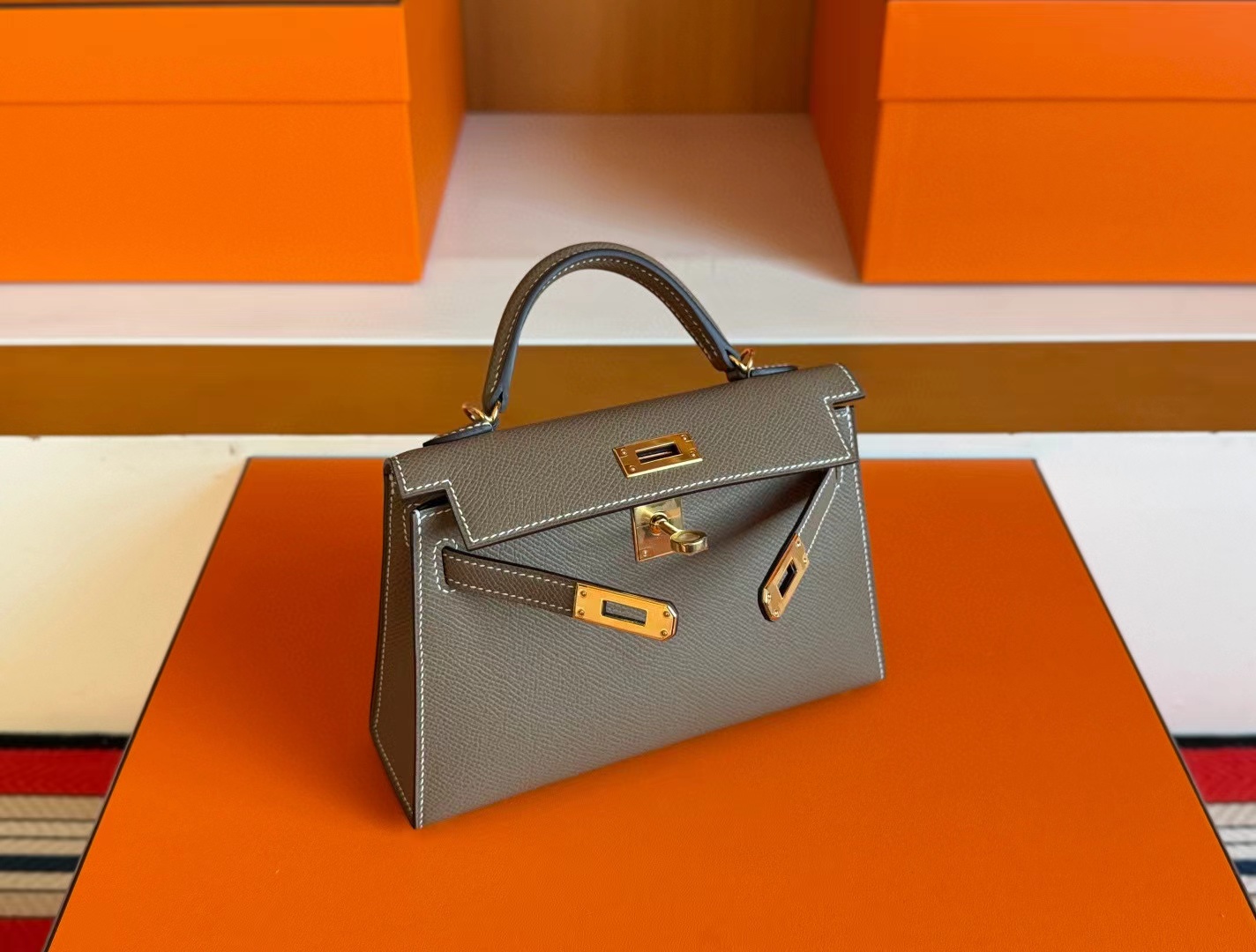 Mini KL 19cm C18 Etoupe