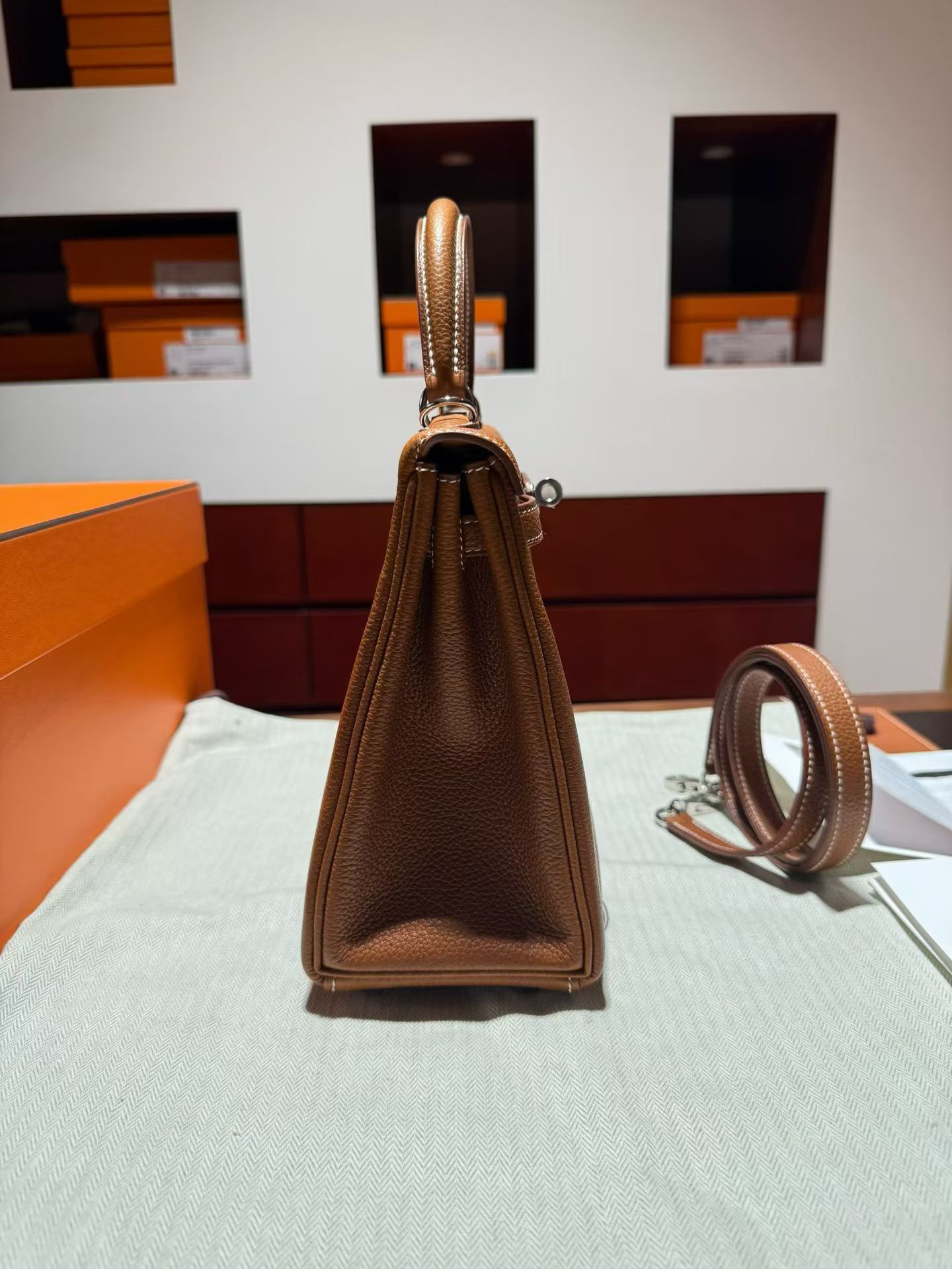 HM K25 Barenia