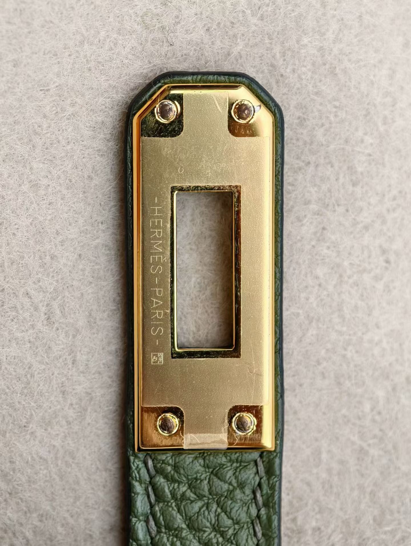 B25 丛林绿togo 很特别的颜色