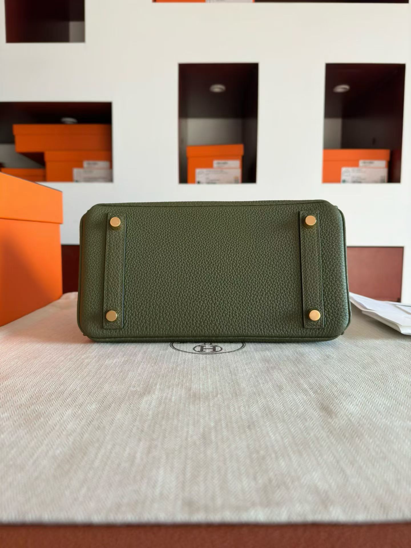 B25 丛林绿togo 很特别的颜色