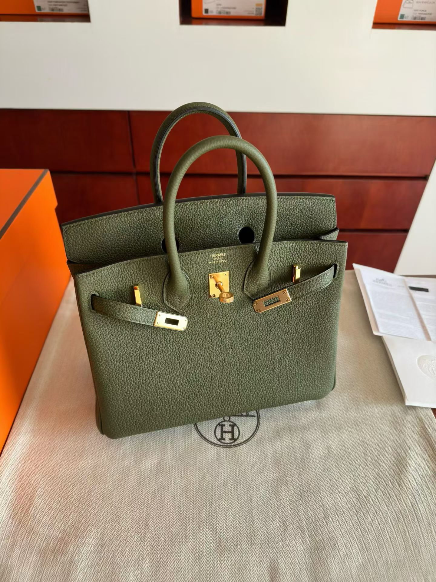 B25 丛林绿togo 很特别的颜色