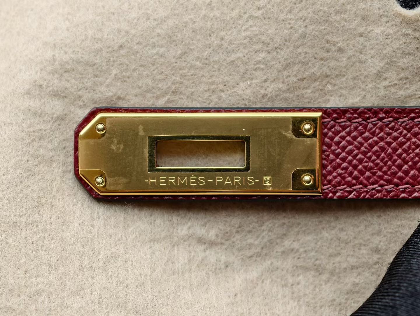 KL28 55 rough H 爱马仕红 epsom 金扣
