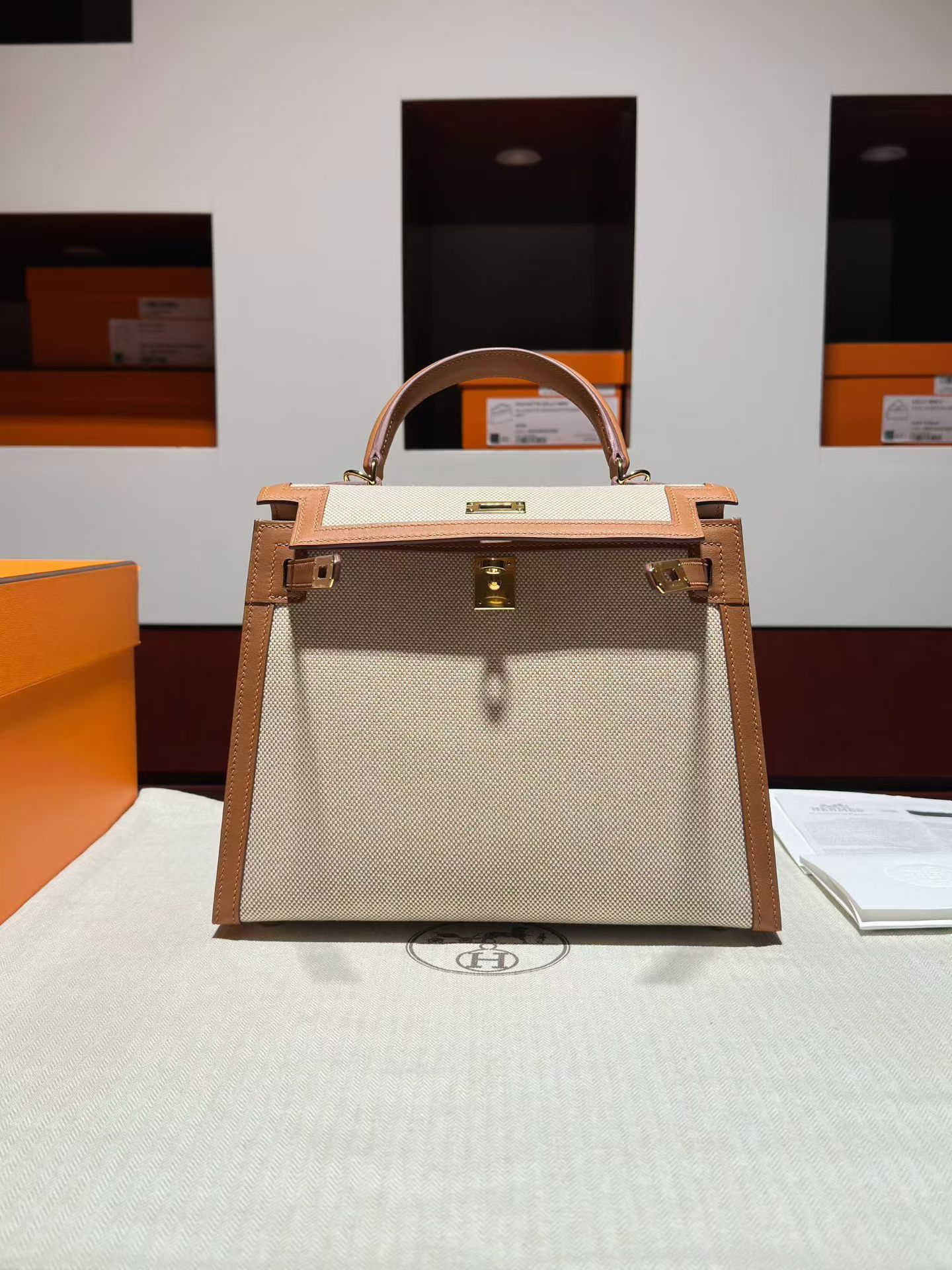 K25 toile 金棕色 金扣