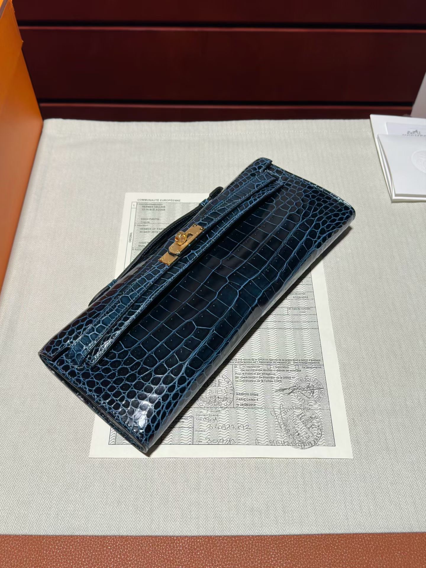 Kelly Cut 31 6O 松柏绿 亮面倒V湾鳄🐊 金扣 晚宴必备[胜利]