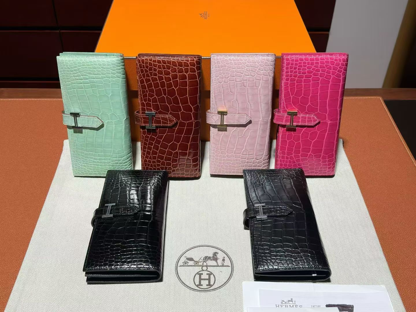 H Bean Wallet Crocodile